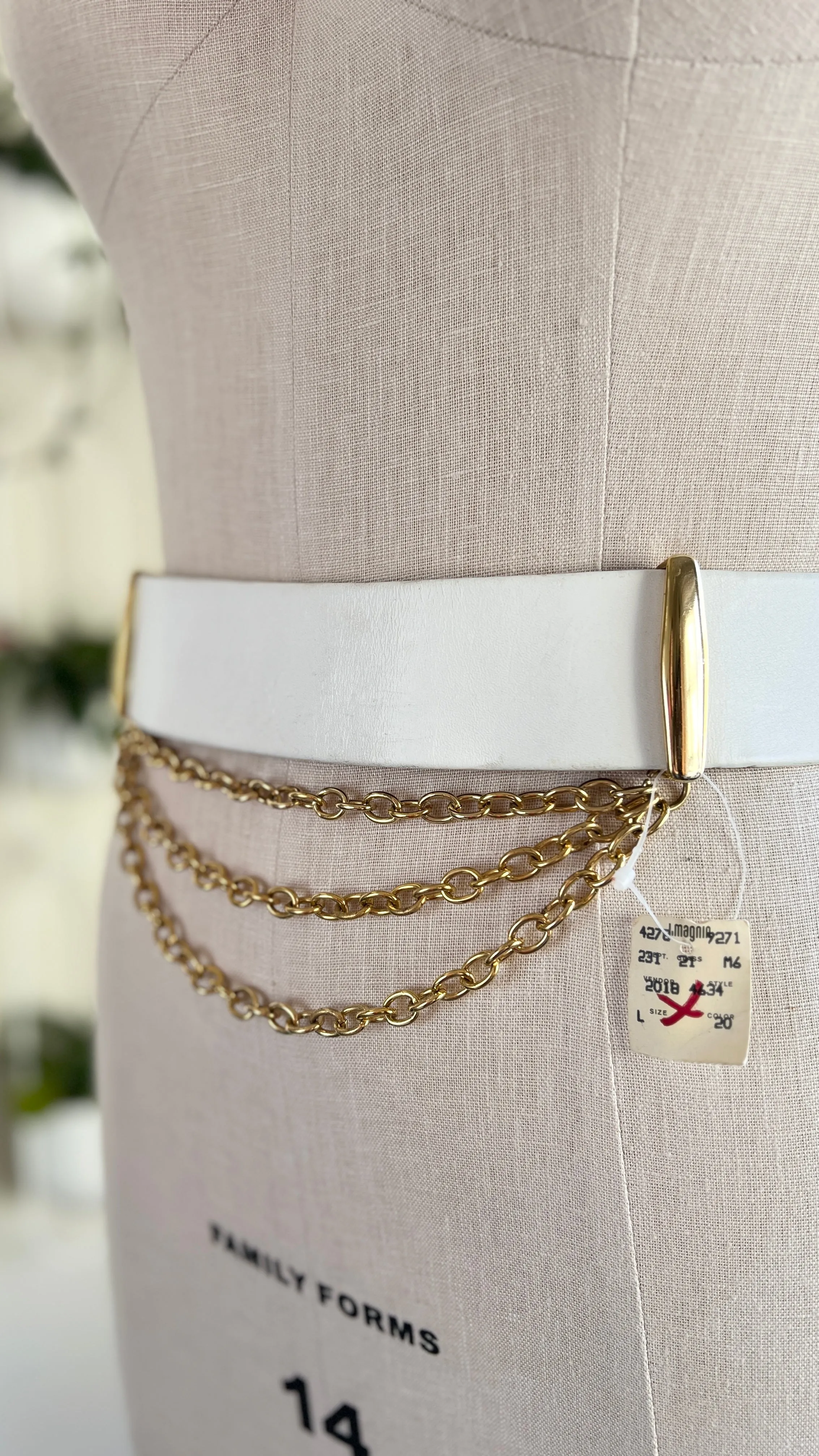 1980s DEADSTOCK Leather Chain Belt | large/x-large